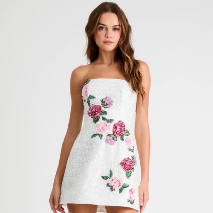 Helsi Frida Chic Strapless White Dress With Floral Accents
